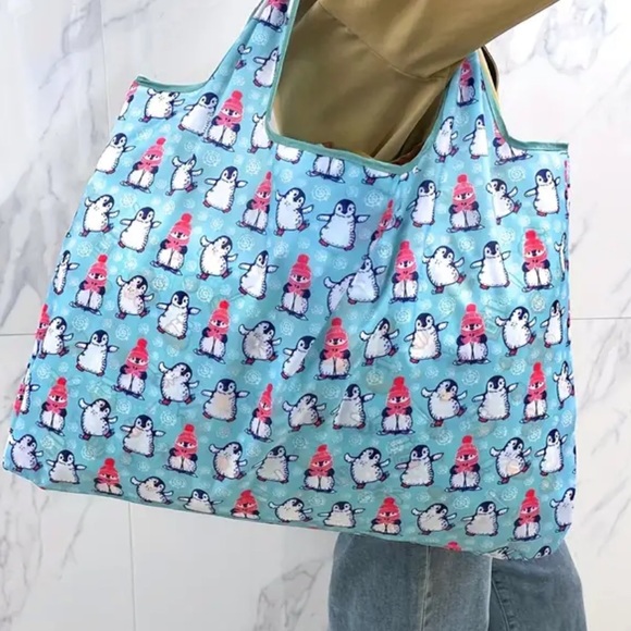 Large Happy Winter Penguins Shopping Tote Bag Skiing Ice Skating Mittens Hat - Picture 6 of 8